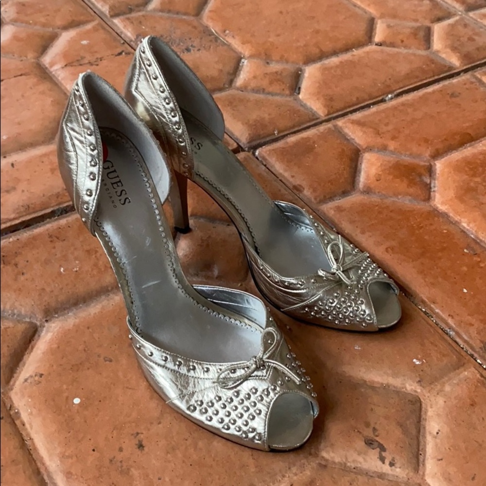 Guess silver peep toe d’orsay heels